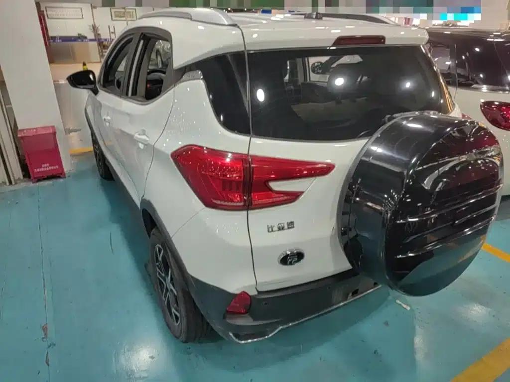 Yuan Pro 2021 401KM Luxury Edition — миниатюра 5