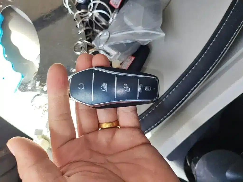 Yuan Pro 2021 401KM Premium — миниатюра 9