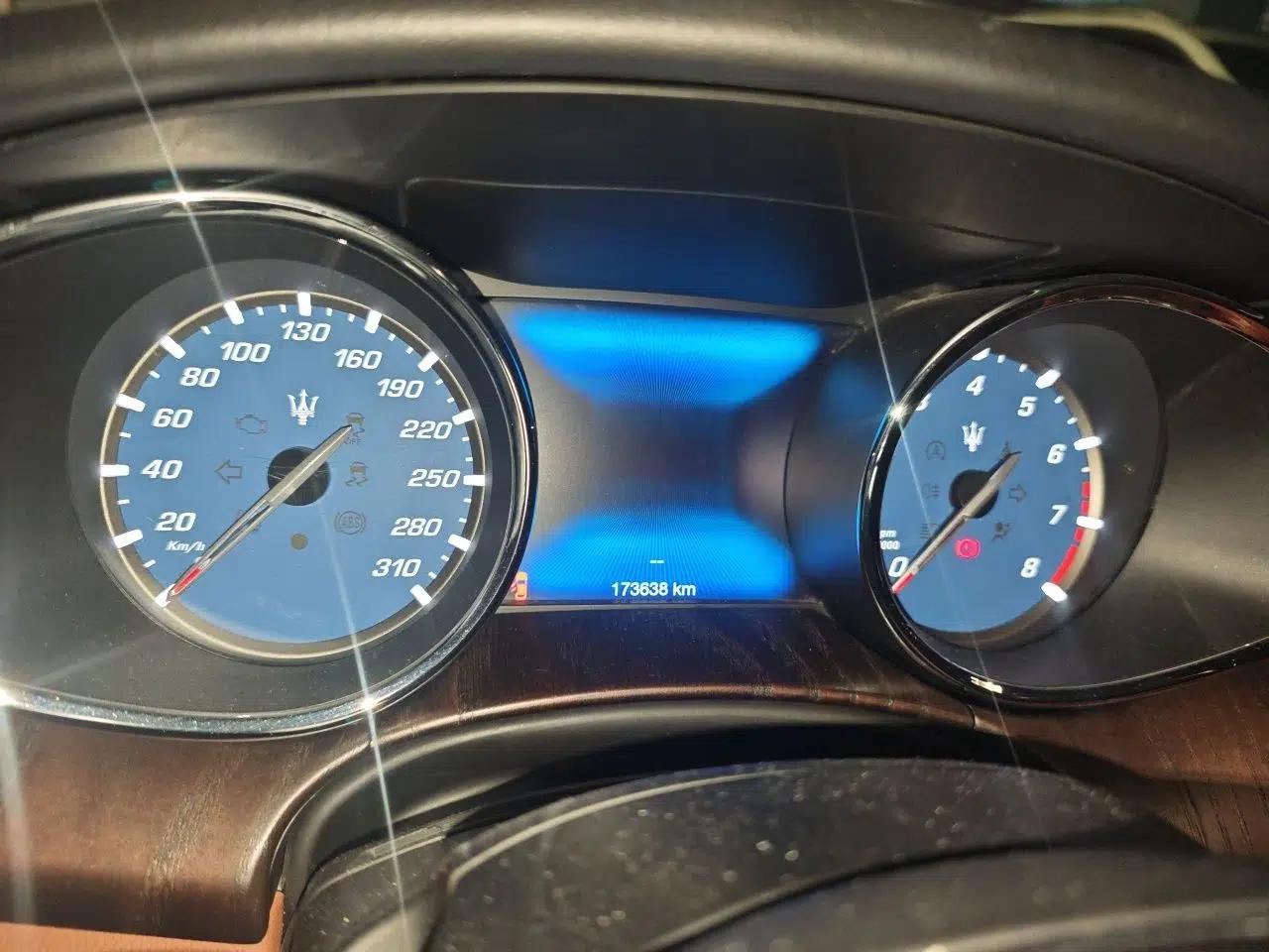 Maserati President 2017 3.0T Standard Model — миниатюра 11