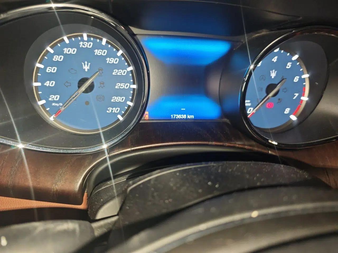Maserati President 2017 3.0T Standard Model — миниатюра 12