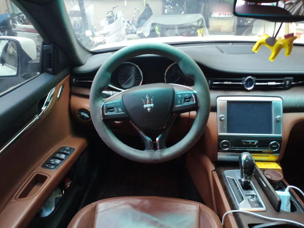 Maserati President 2013 3.0T Standard Model — миниатюра 10
