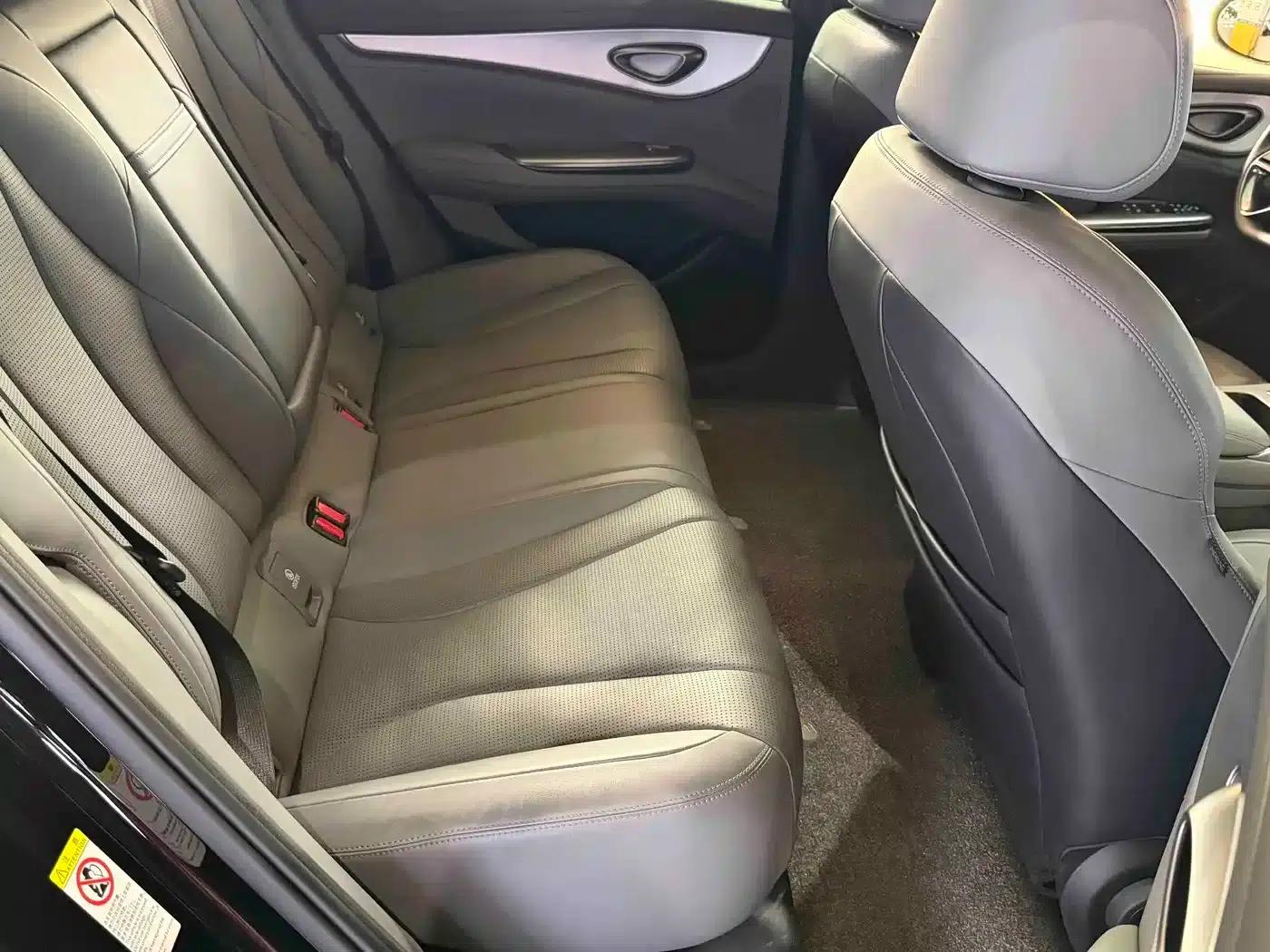 Seal 07 DM-i 2025 Model DM-i 1.5L 125km Elite — миниатюра 12