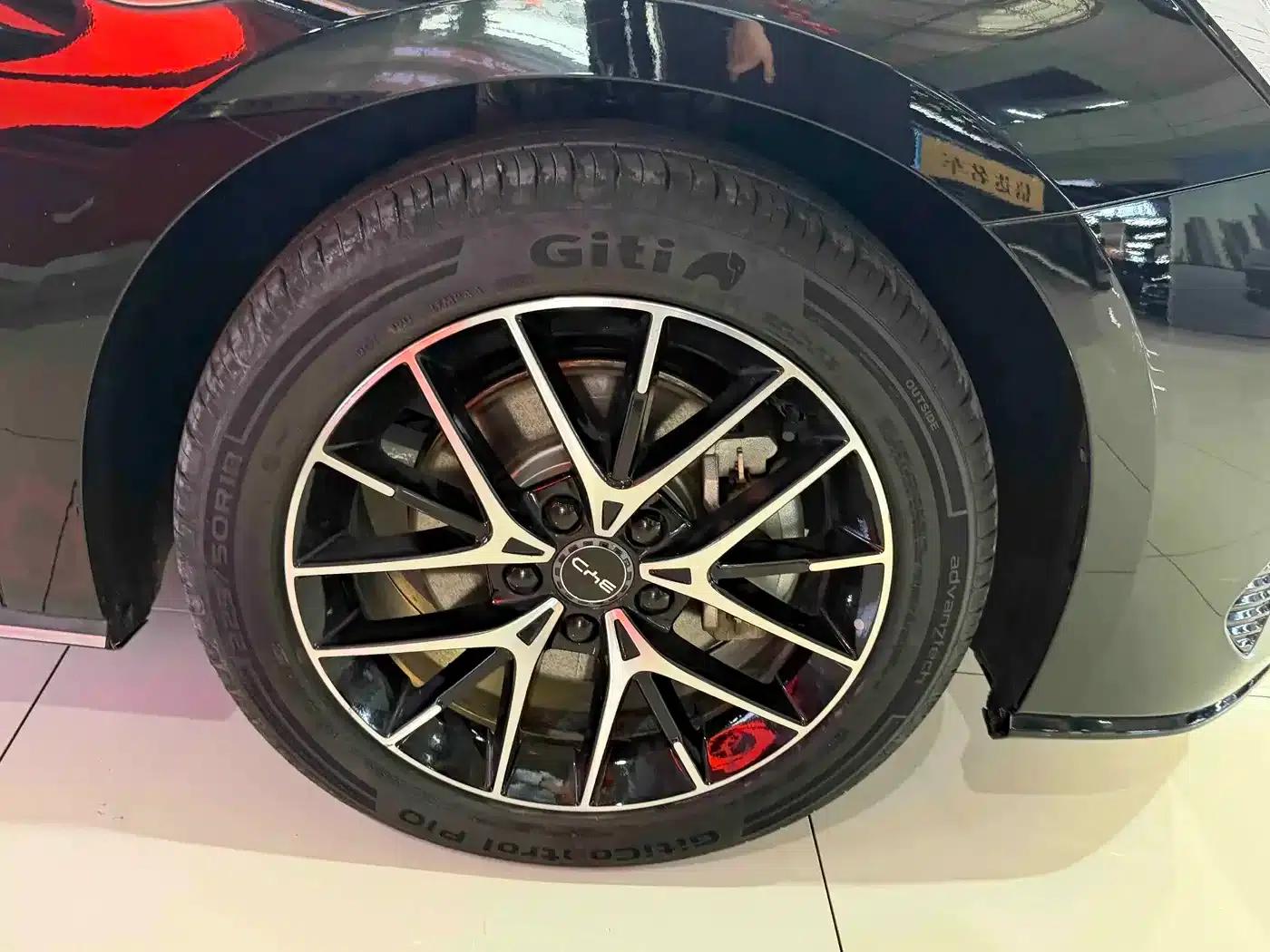Seal 07 DM-i 2025 Model DM-i 1.5L 125km Elite — миниатюра 13