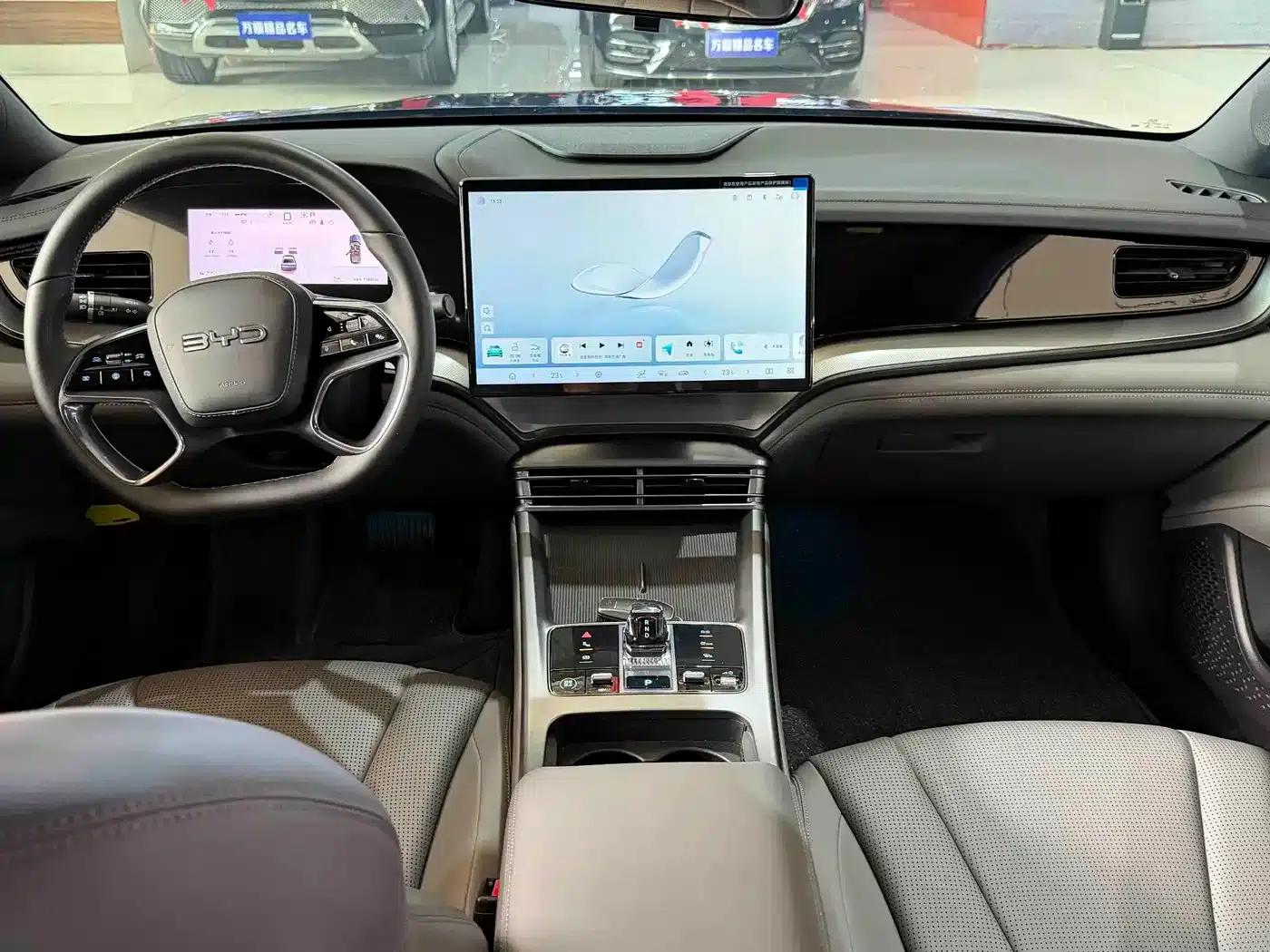Seal 07 DM-i 2025 Model DM-i 1.5L 125km Elite — миниатюра 5