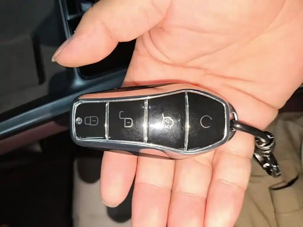 Seal 07 DM-i 2025 Model DM-i 1.5L 125km Luxury — миниатюра 9