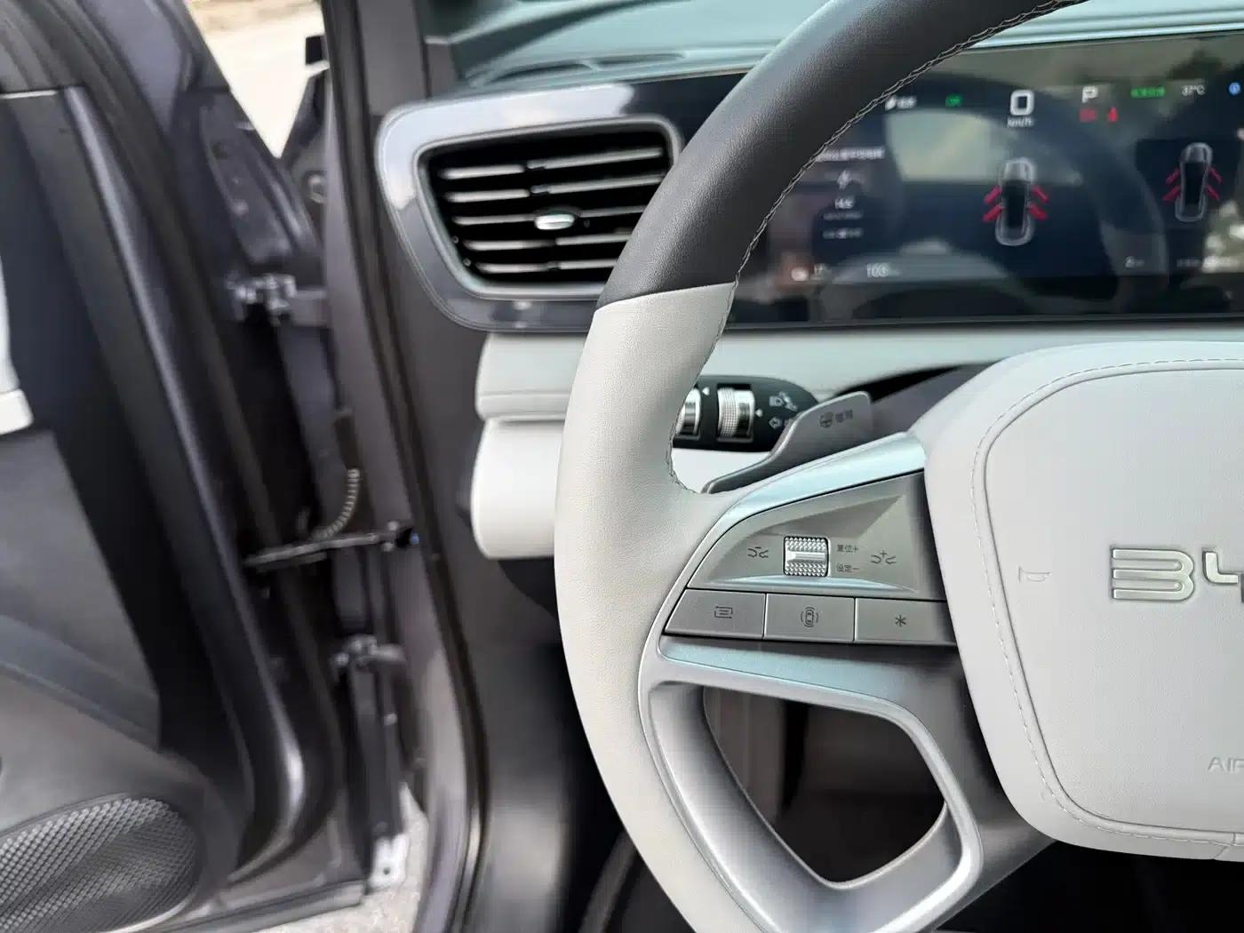 Hiace 06 2026 EV 605 Navigator Edition — миниатюра 14