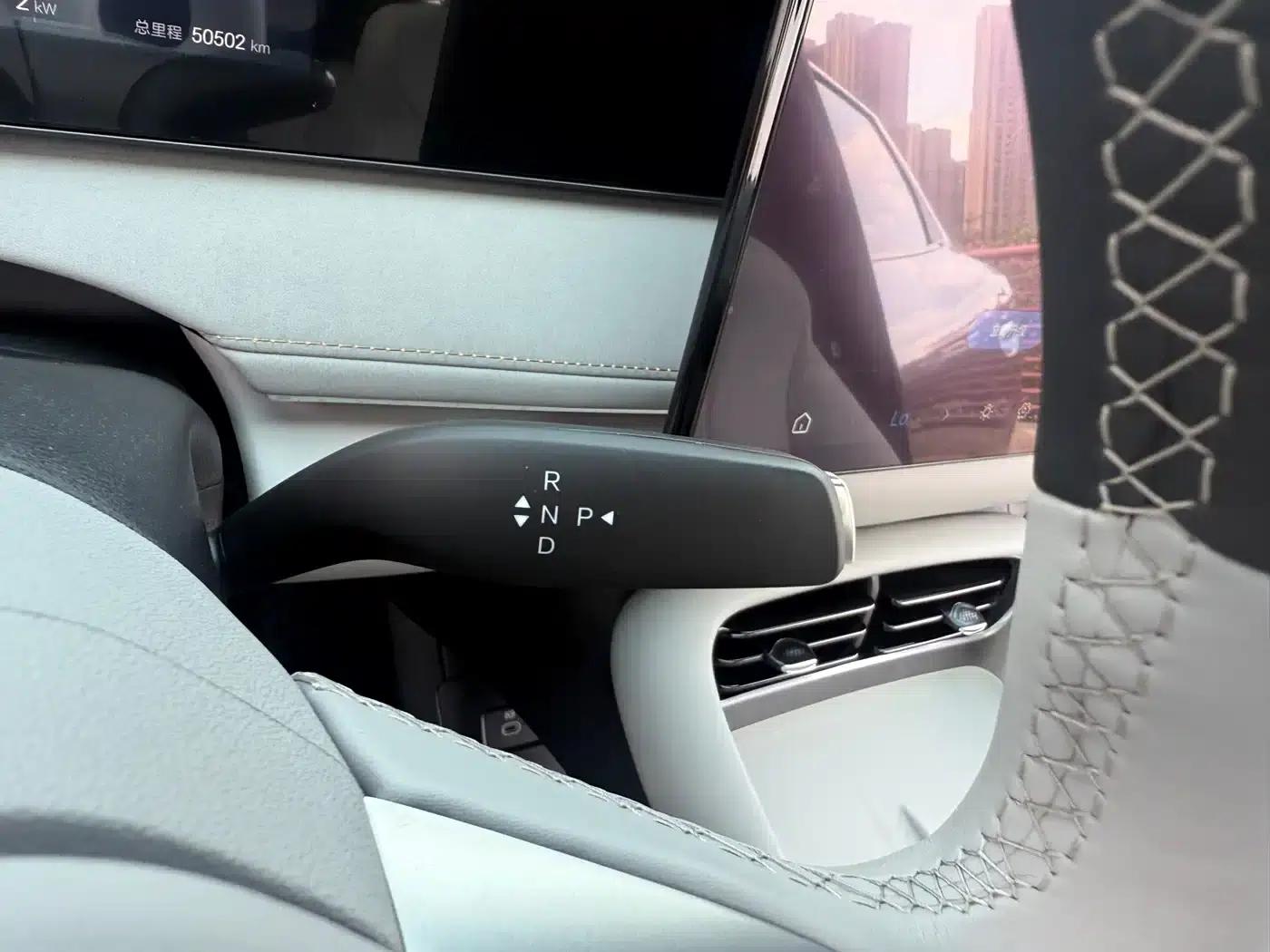 Hiace 06 2026 EV 605 Navigator Edition — миниатюра 17