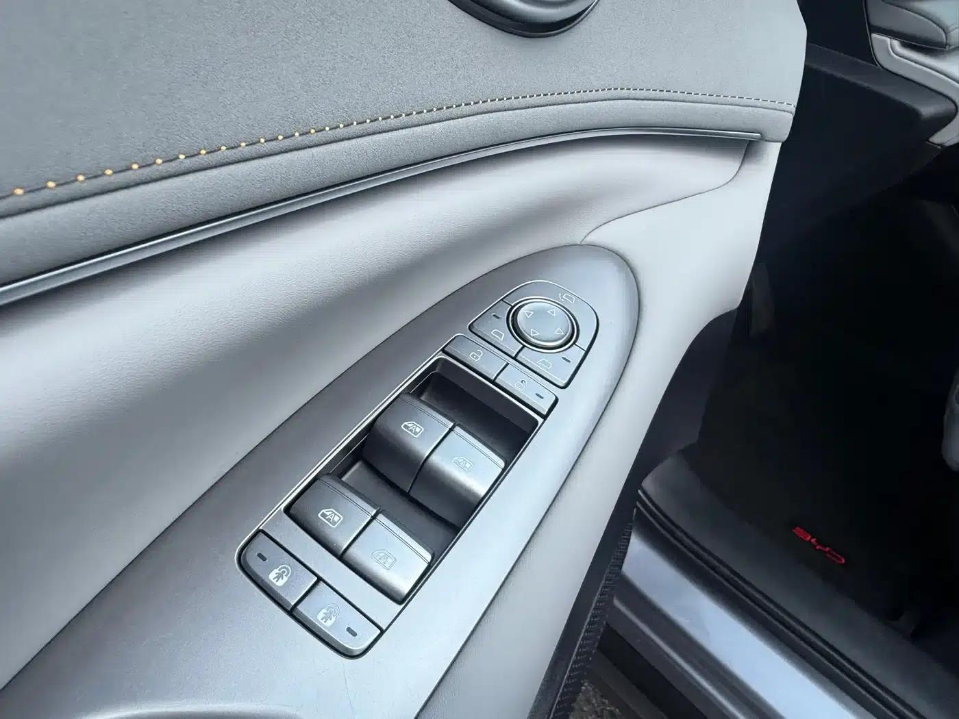 Hiace 06 2026 EV 605 Navigator Edition — миниатюра 21