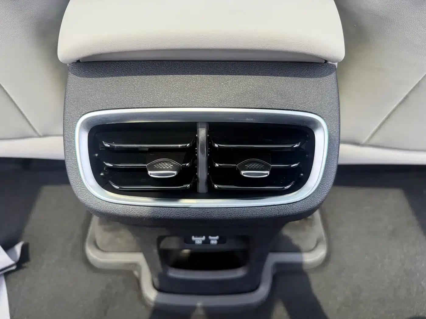 Hiace 06 2026 EV 605 Navigator Edition — миниатюра 24