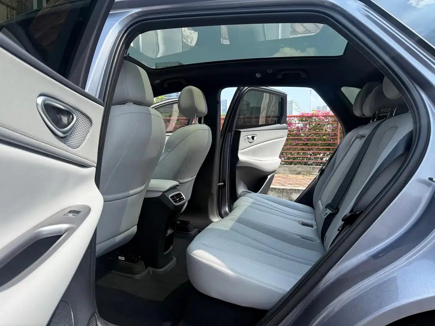 Hiace 06 2026 EV 605 Navigator Edition — миниатюра 8
