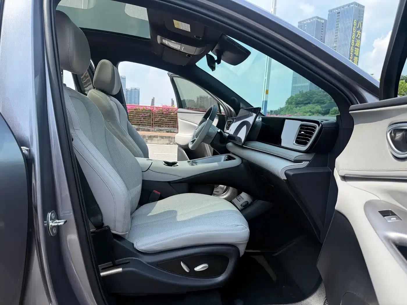 Hiace 06 2026 EV 605 Navigator Edition — миниатюра 9