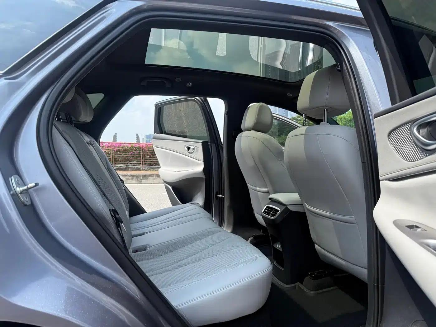 Hiace 06 2026 EV 605 Navigator Edition — миниатюра 10