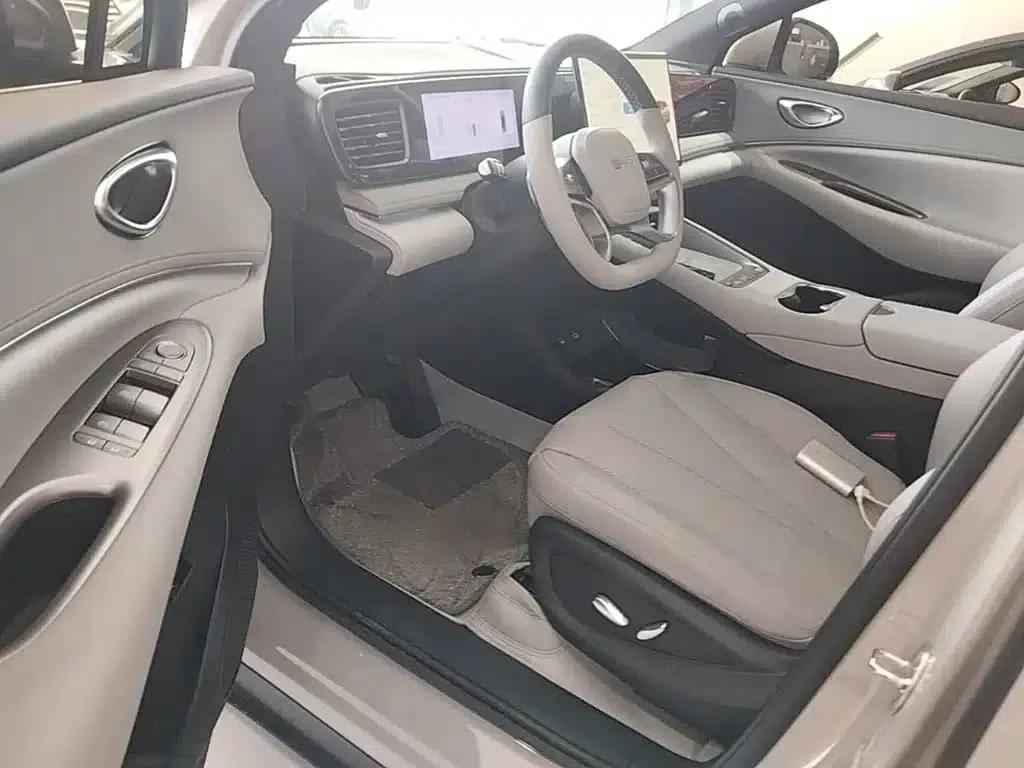 Hiace 06 2025 EV 605 Navigator Pro Edition — миниатюра 16