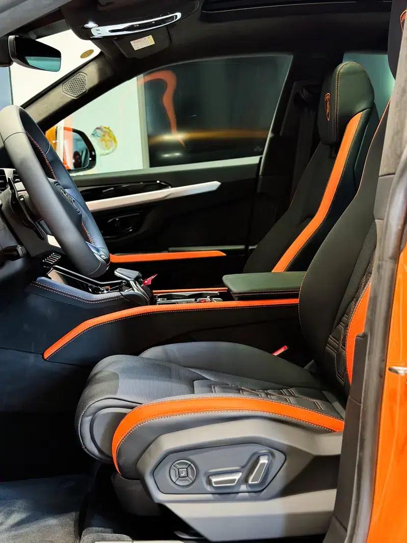 2025 Urus SE 4.0T Standard Edition — миниатюра 24
