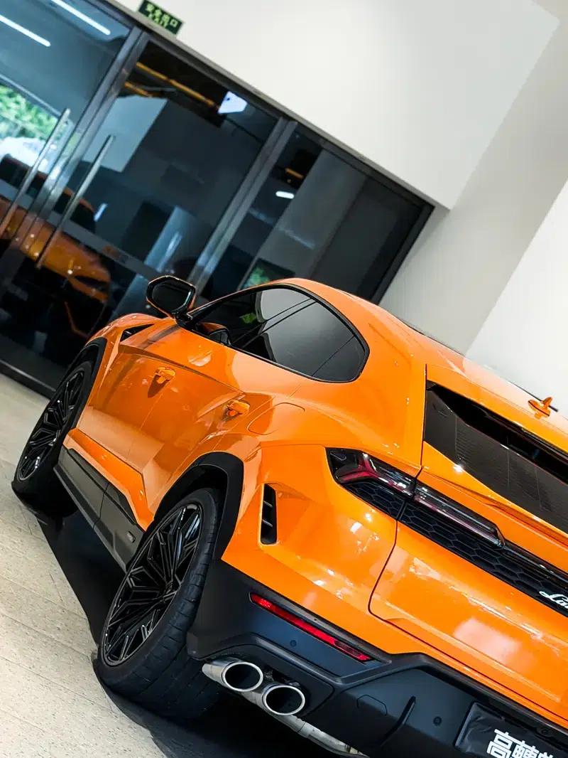 2025 Urus SE 4.0T Standard Edition — миниатюра 8