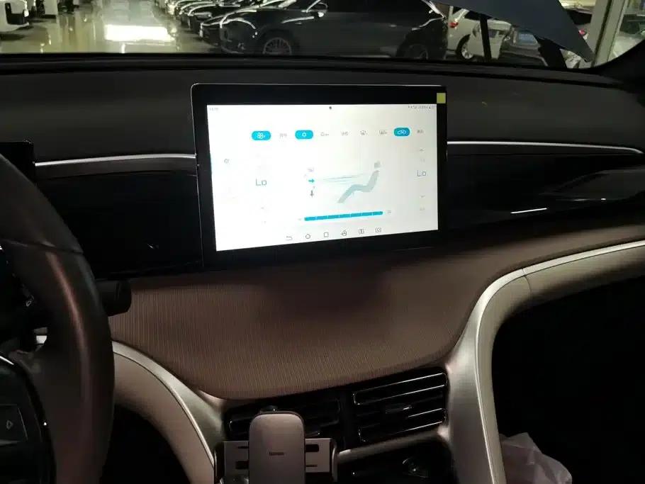 Song Pro New Energy 2024 Glory Edition DM-i 71KM Navigation Model — миниатюра 13