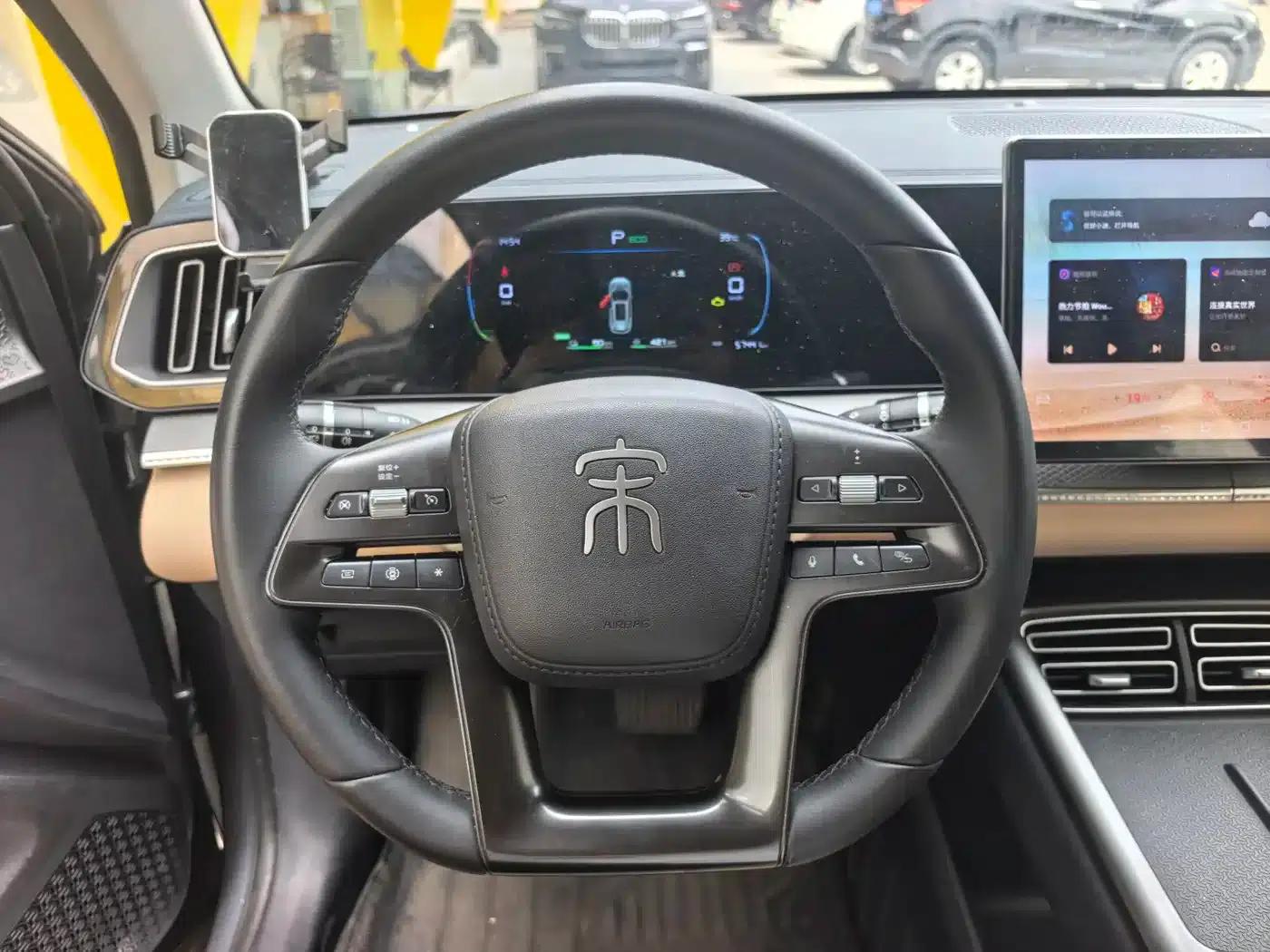 Song Pro New Energy 2024 Glory Edition DM-i 71KM Navigation Model — миниатюра 5