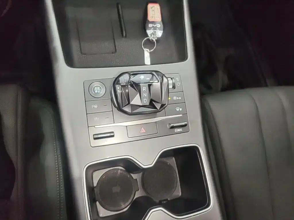 Song Pro New Energy 2025 Model, Second Generation Intelligent Driving Edition DM-i 115KM Superior Type — миниатюра 14