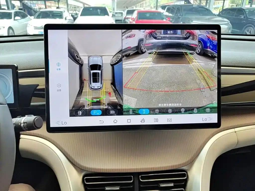 Song Pro New Energy 2024 Glory Edition DM-i 110KM Excellent Model — миниатюра 13