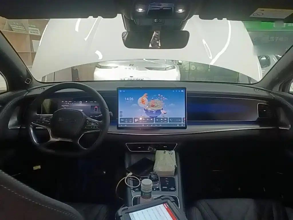 Hiace 07 EV 2024 Model 610 Long Range Version — миниатюра 10