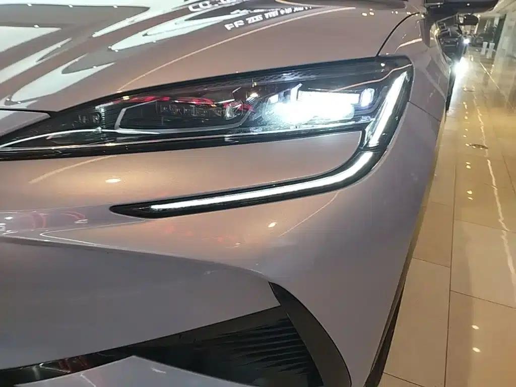 Hiace 07 EV 2024 Model 610 Smart Navigation Edition — миниатюра 24