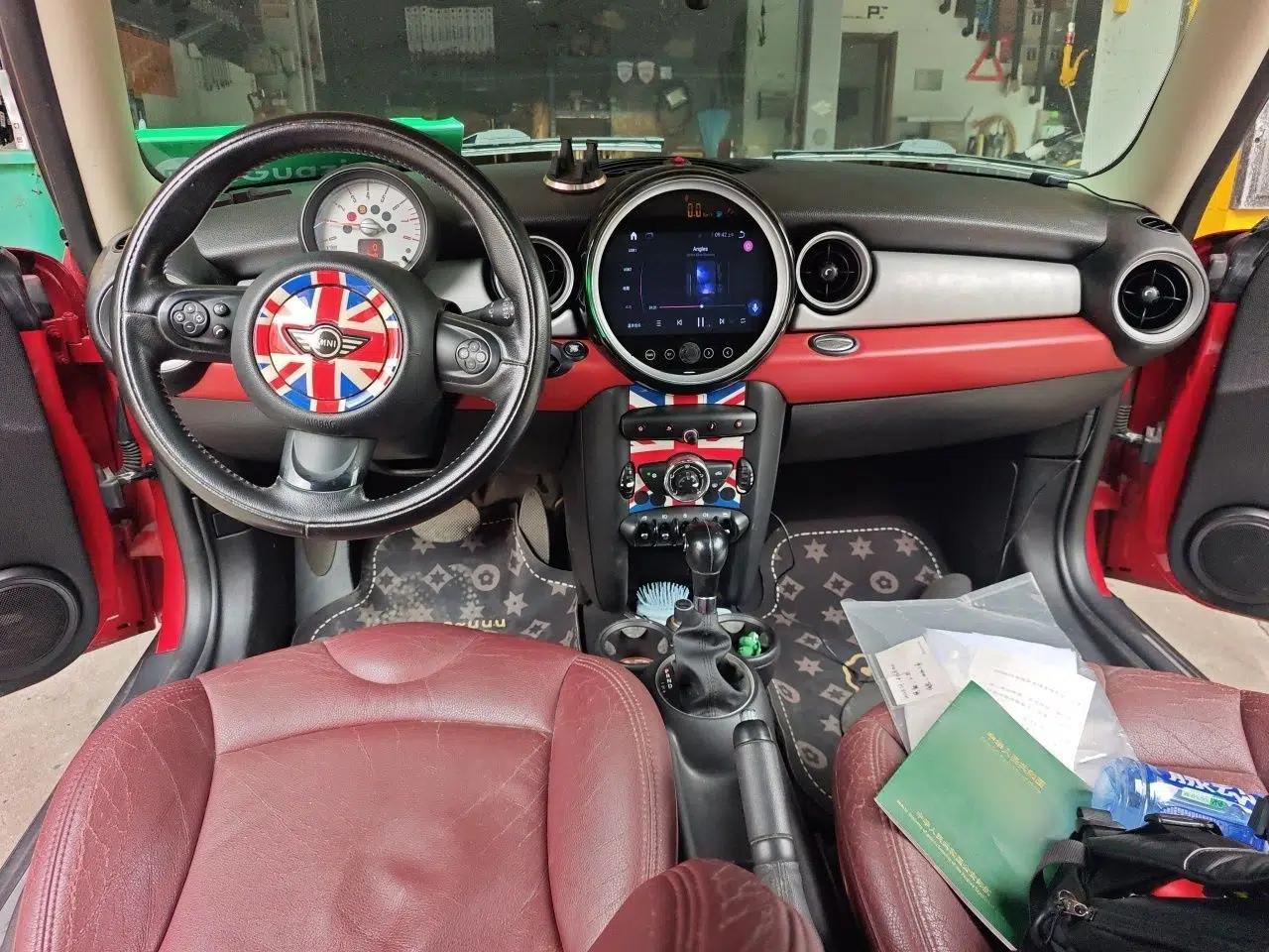 MINI 2011 1.6L COOPER Fun — миниатюра 9
