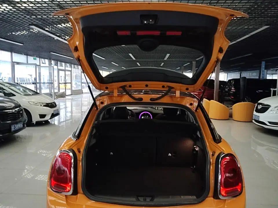 MINI 2015 1.5T COOPER Fun Five-Door Edition — миниатюра 27