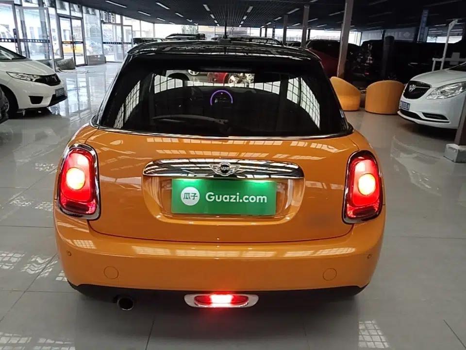 MINI 2015 1.5T COOPER Fun Five-Door Edition — миниатюра 5