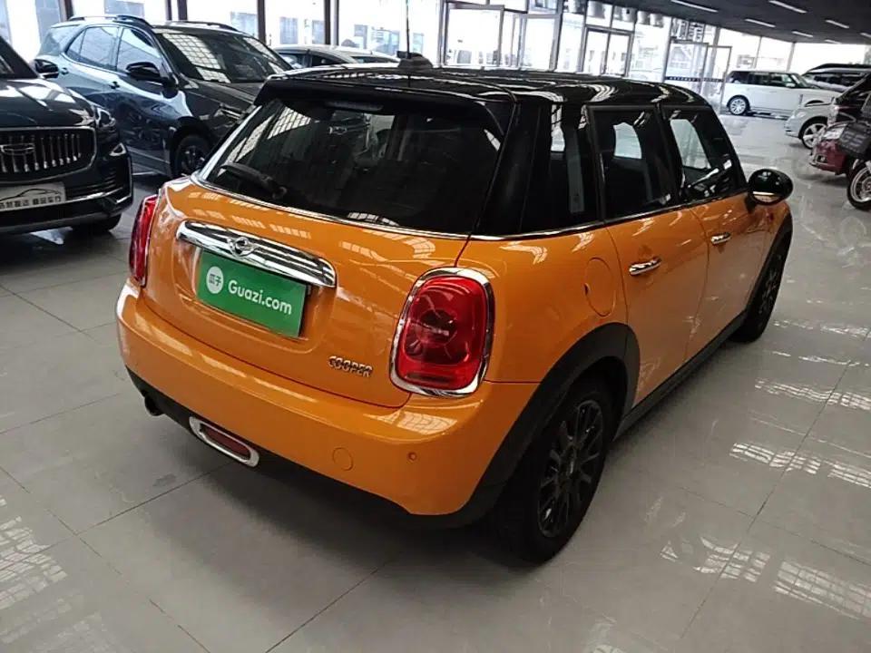 MINI 2015 1.5T COOPER Fun Five-Door Edition — миниатюра 6