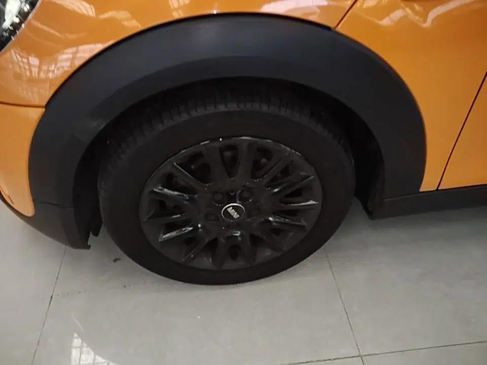 MINI 2015 1.5T COOPER Fun Five-Door Edition — миниатюра 10
