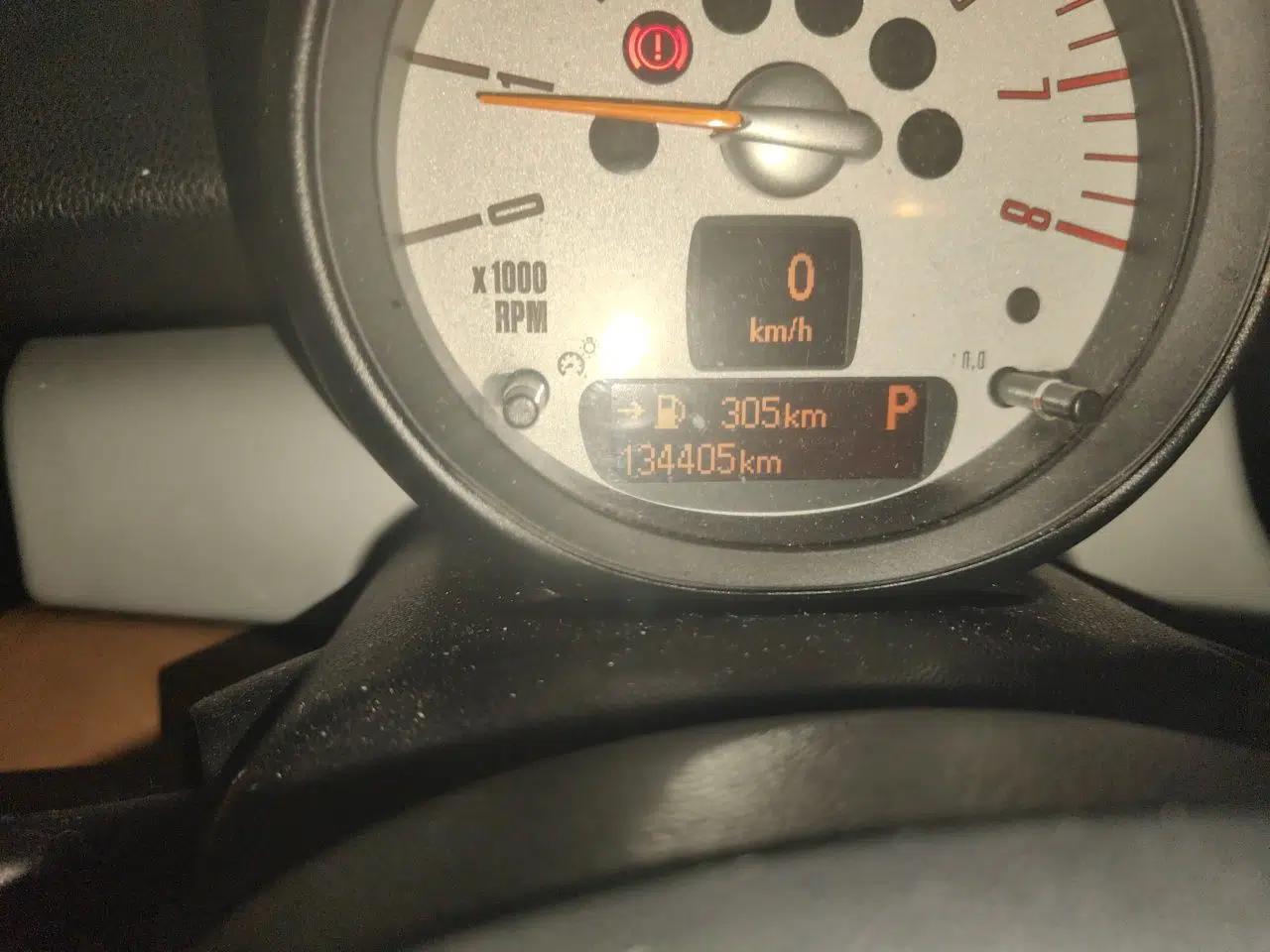 MINI 2011 1.6L COOPER Fun — миниатюра 12