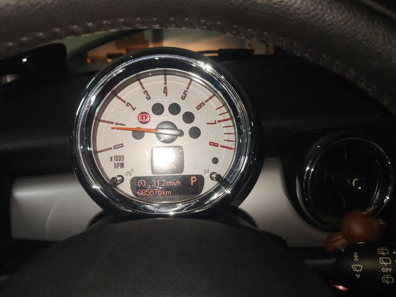 MINI 2011 1.6L COOPER Fun — миниатюра 11