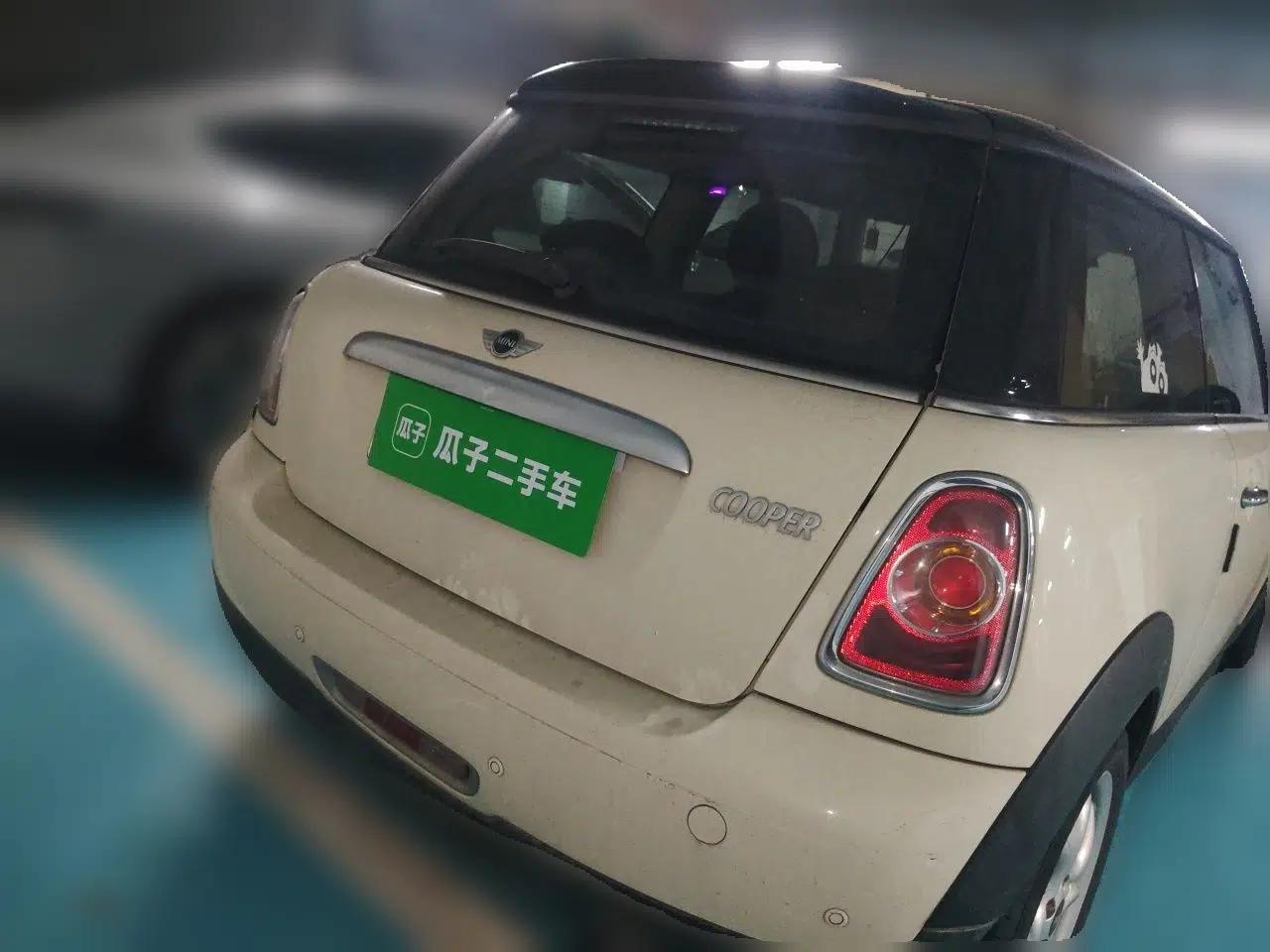 MINI 2011 1.6L COOPER Fun — миниатюра 5