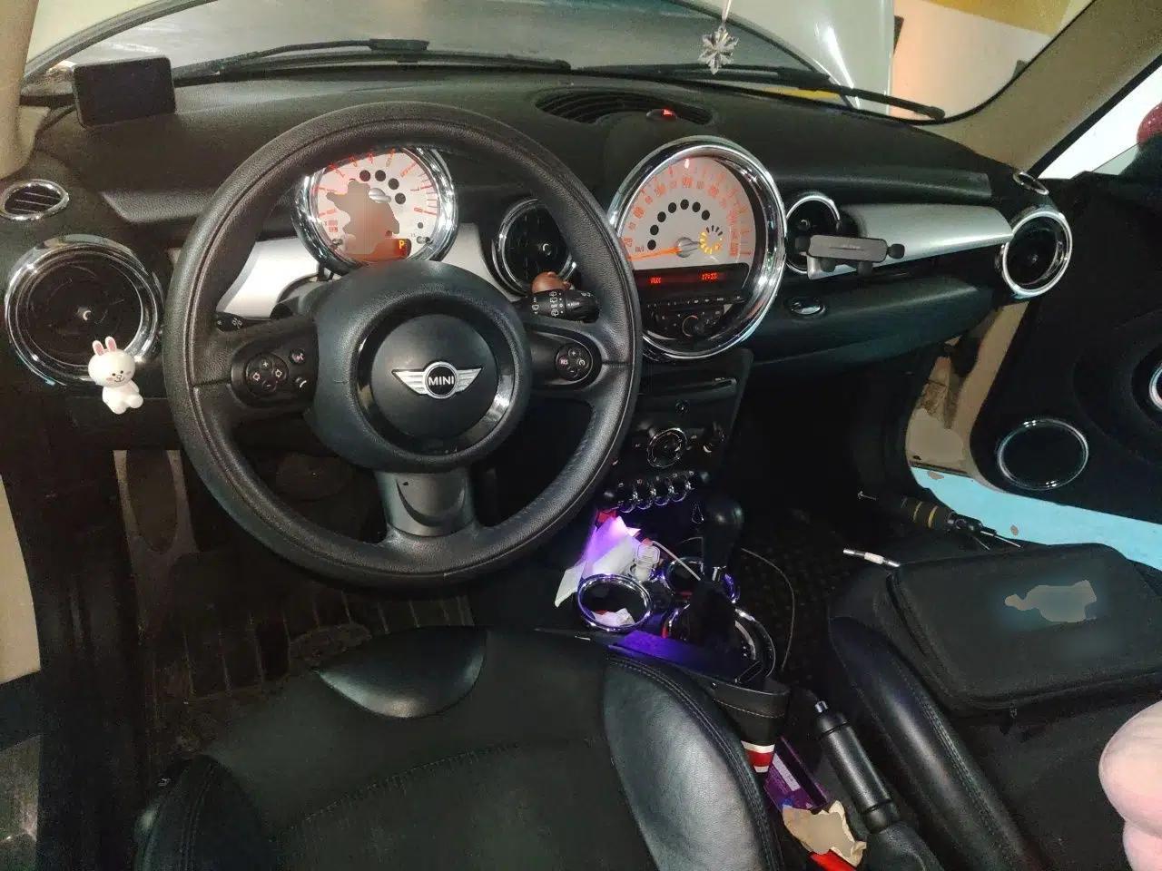MINI 2011 1.6L COOPER Fun — миниатюра 9