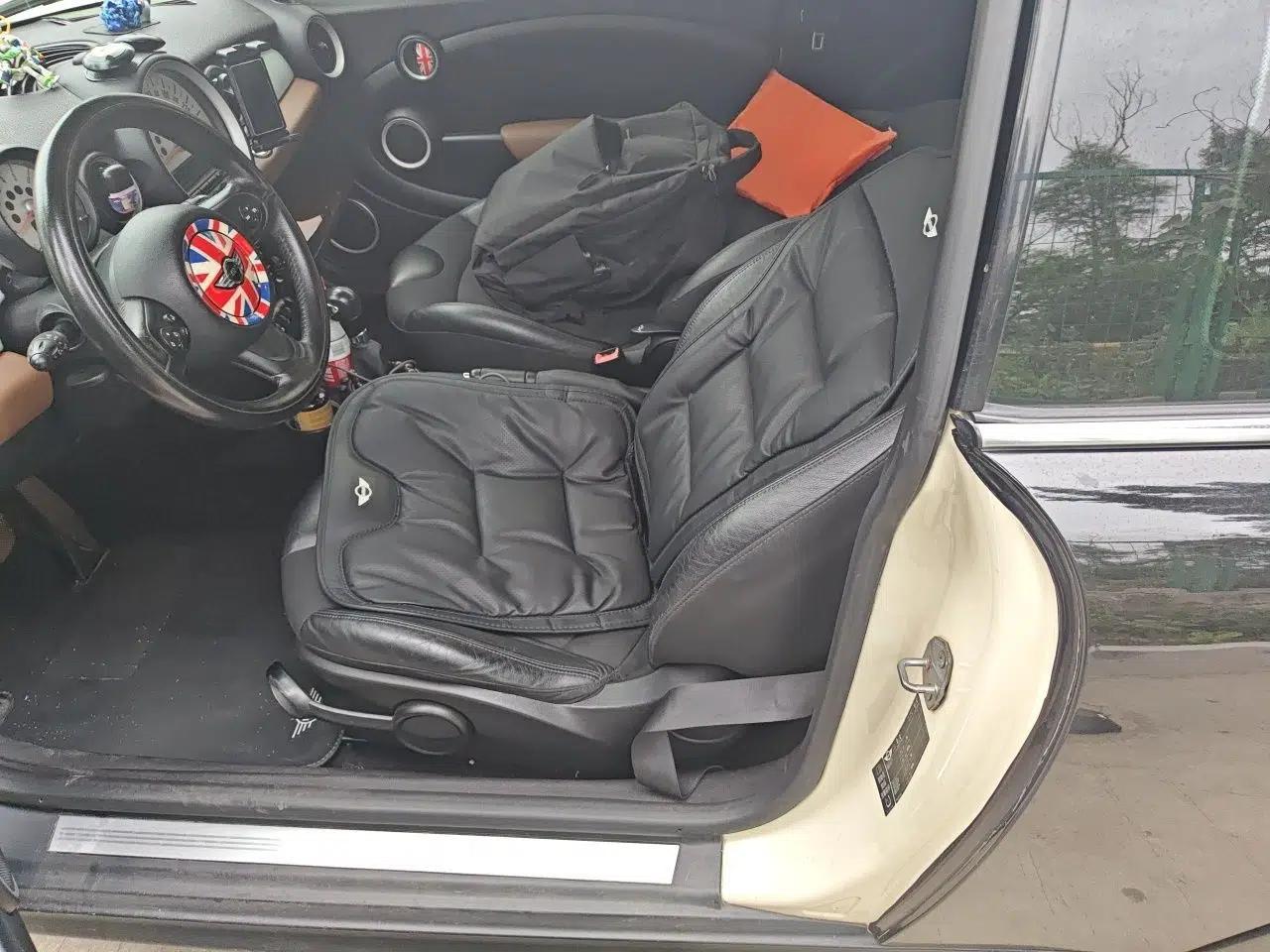 MINI 2011 1.6L COOPER Fun — миниатюра 17