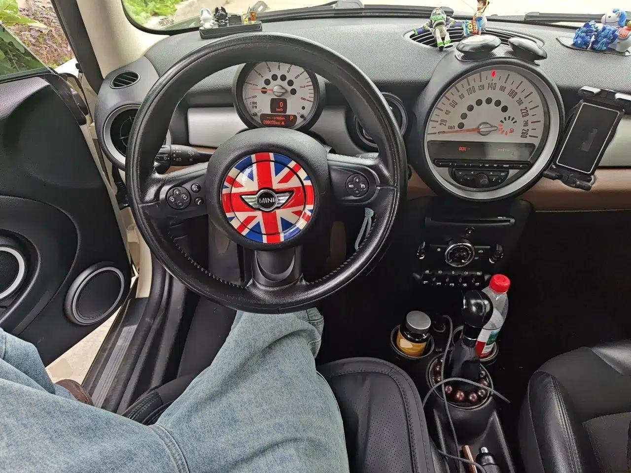 MINI 2011 1.6L COOPER Fun — миниатюра 10
