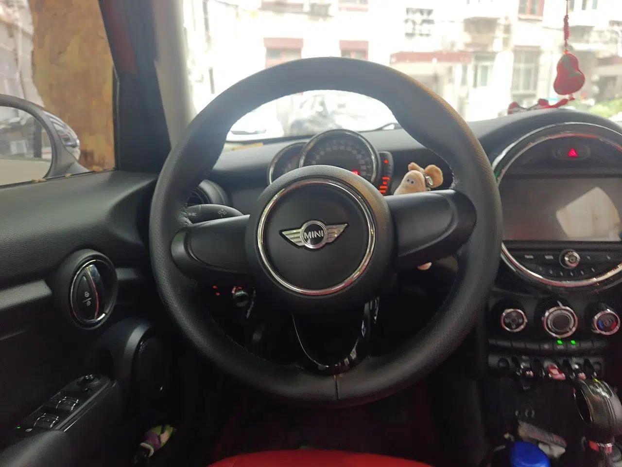 MINI 2016 1.2T ONE Five-Door Edition — миниатюра 10