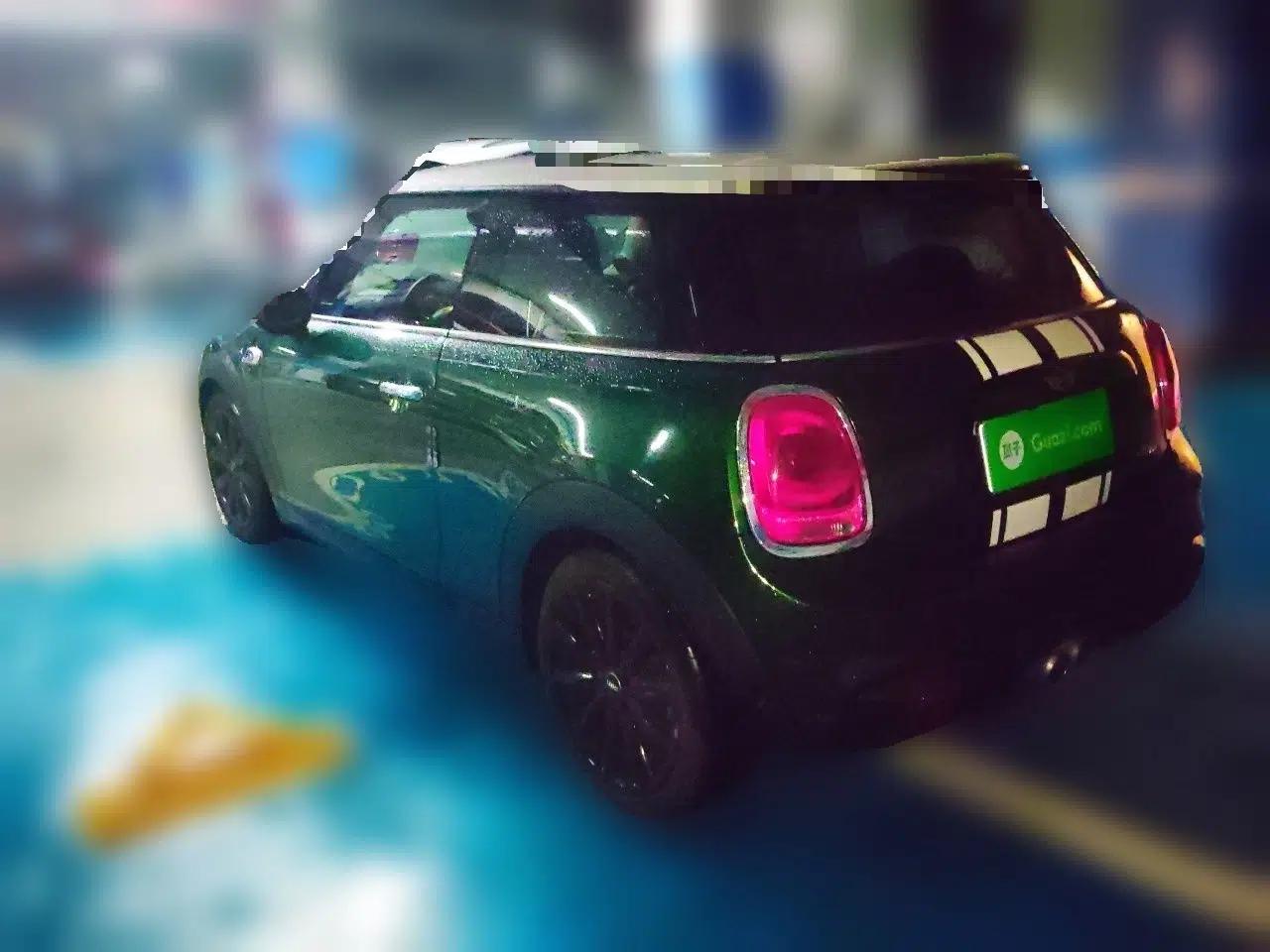 MINI 2018 2.0T COOPER S Classic Edition — миниатюра 4