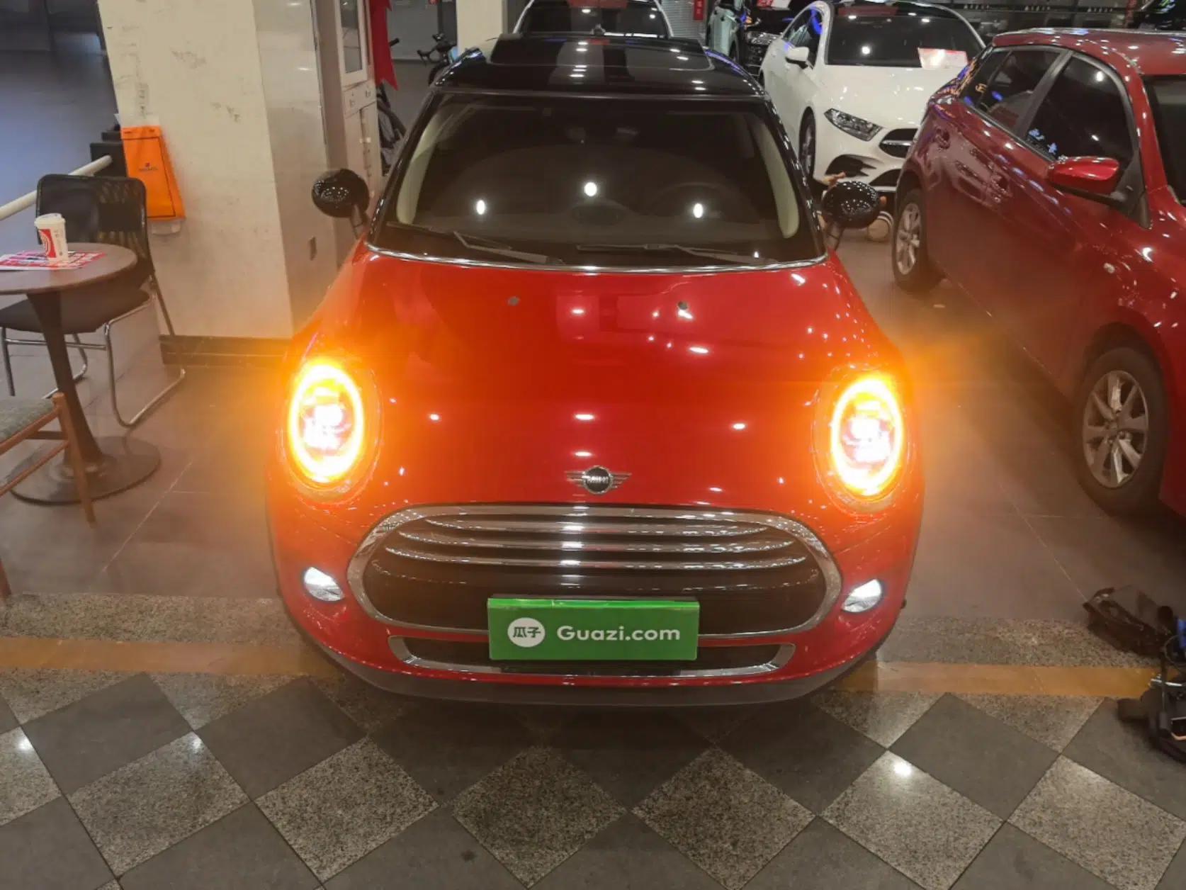 MINI 2018 1.5T COOPER Artist — миниатюра 2