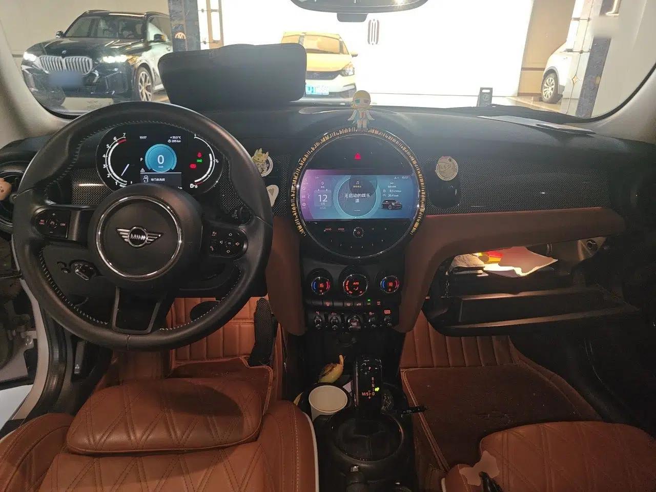 MINI 2022 1.5T COOPER Artist — миниатюра 9