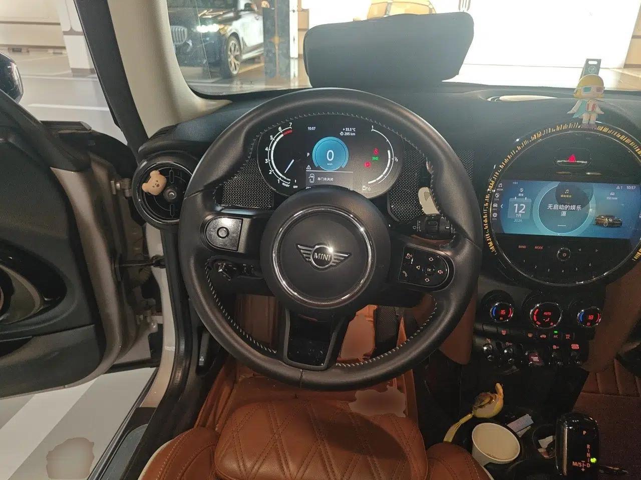 MINI 2022 1.5T COOPER Artist — миниатюра 10
