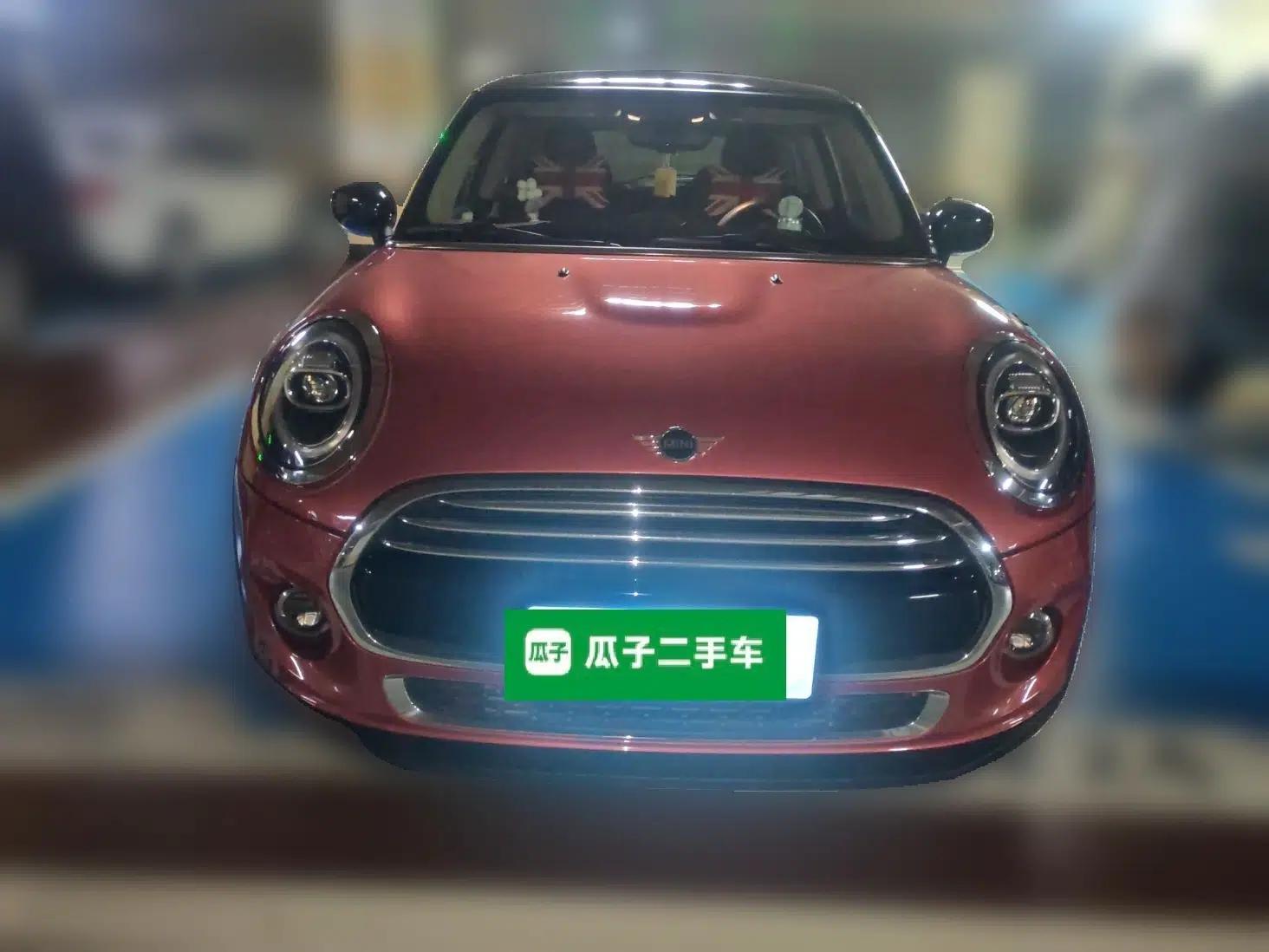 MINI 2020 1.5T COOPER Three-Door Midnight Red Limited Edition — миниатюра 2