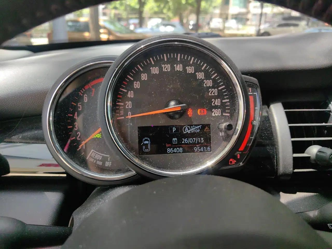 MINI 2019 1.5T COOPER Classic Edition — миниатюра 11