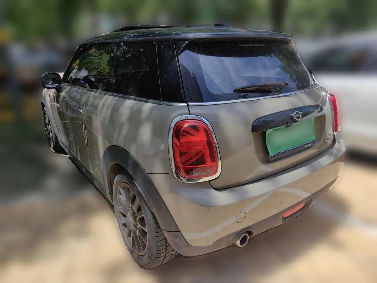 MINI 2019 1.5T COOPER Classic Edition — миниатюра 4