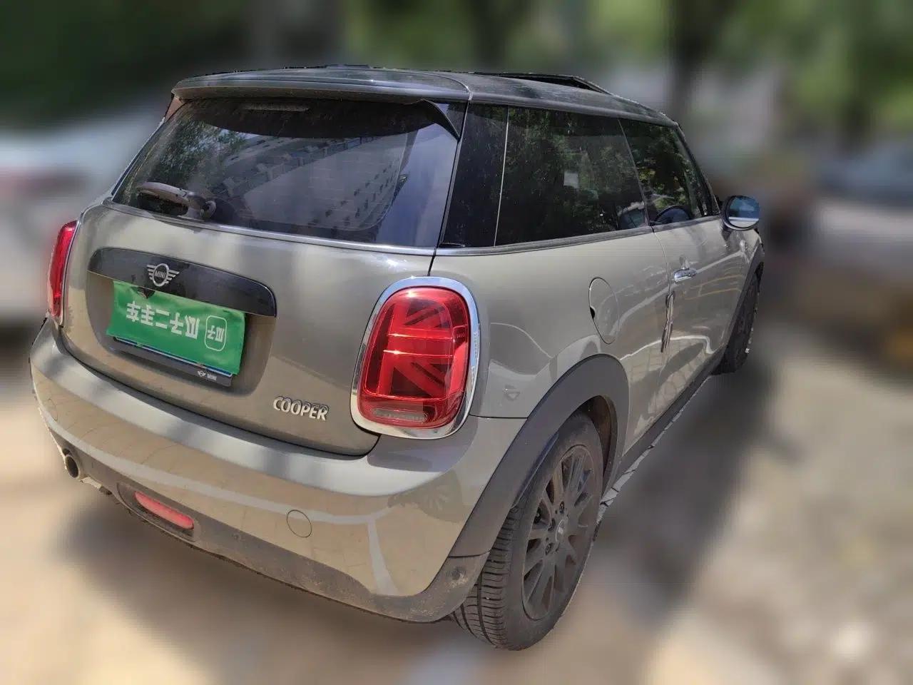 MINI 2019 1.5T COOPER Classic Edition — миниатюра 6