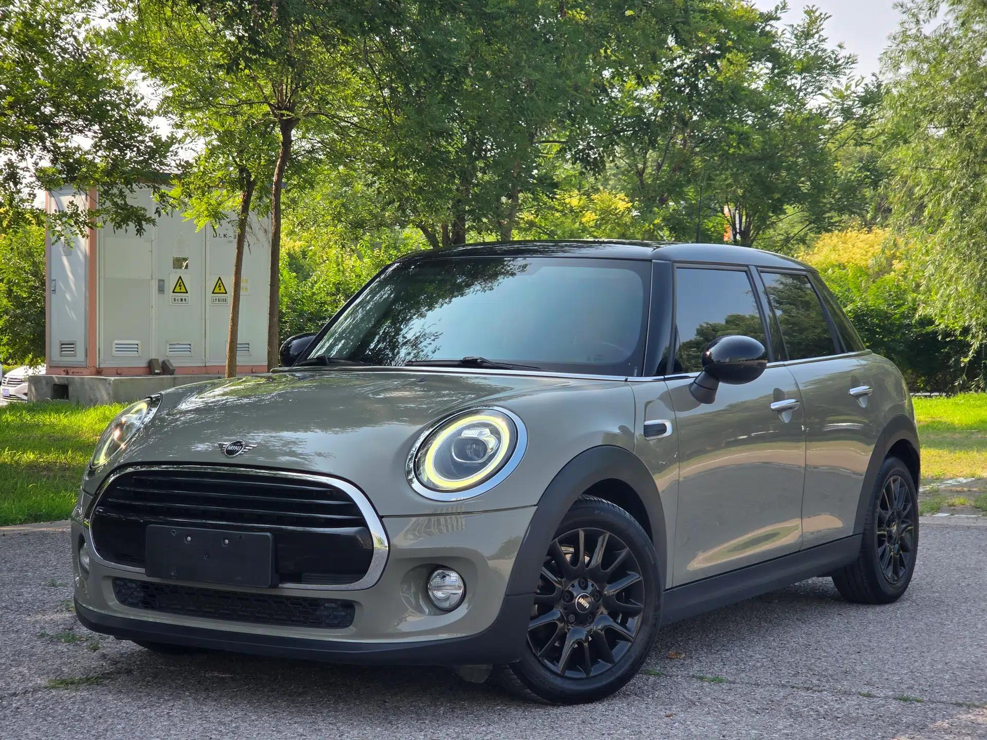 MINI 2018 1.5T COOPER Classic Edition Five-Door Version — миниатюра 1