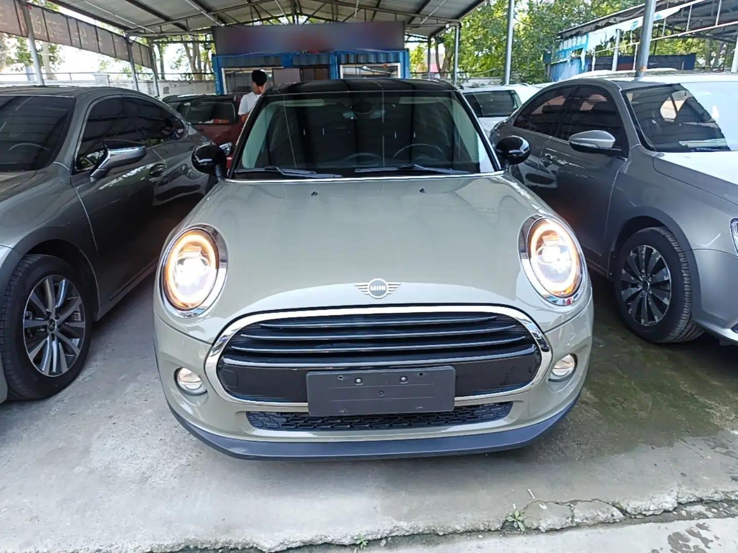 MINI 2018 1.5T COOPER Classic Edition Five-Door Version — миниатюра 2