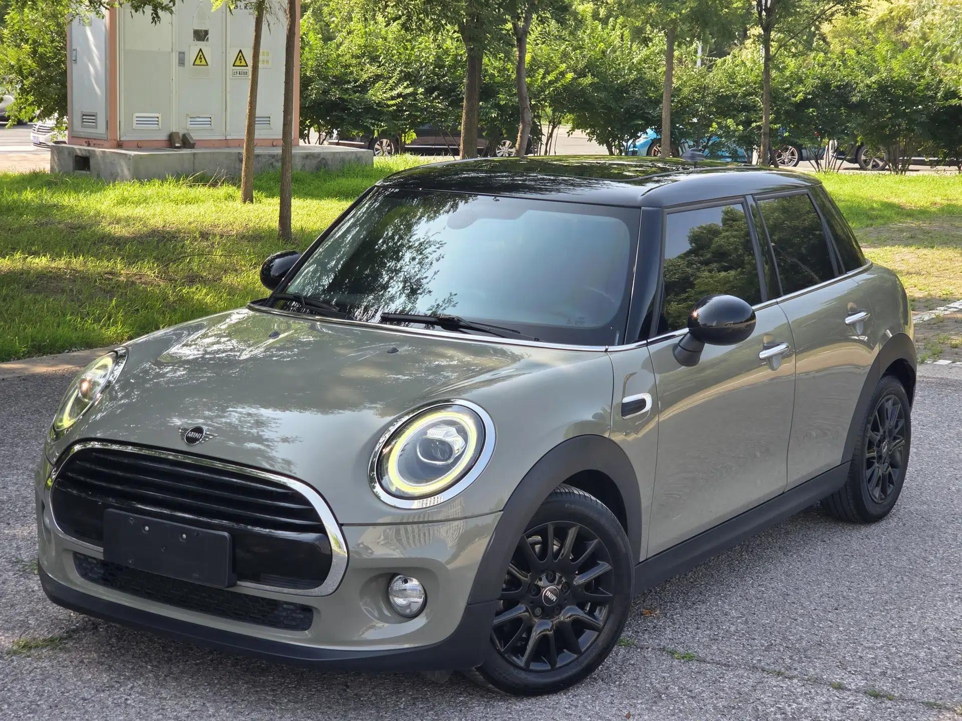 MINI 2018 1.5T COOPER Classic Edition Five-Door Version — миниатюра 12