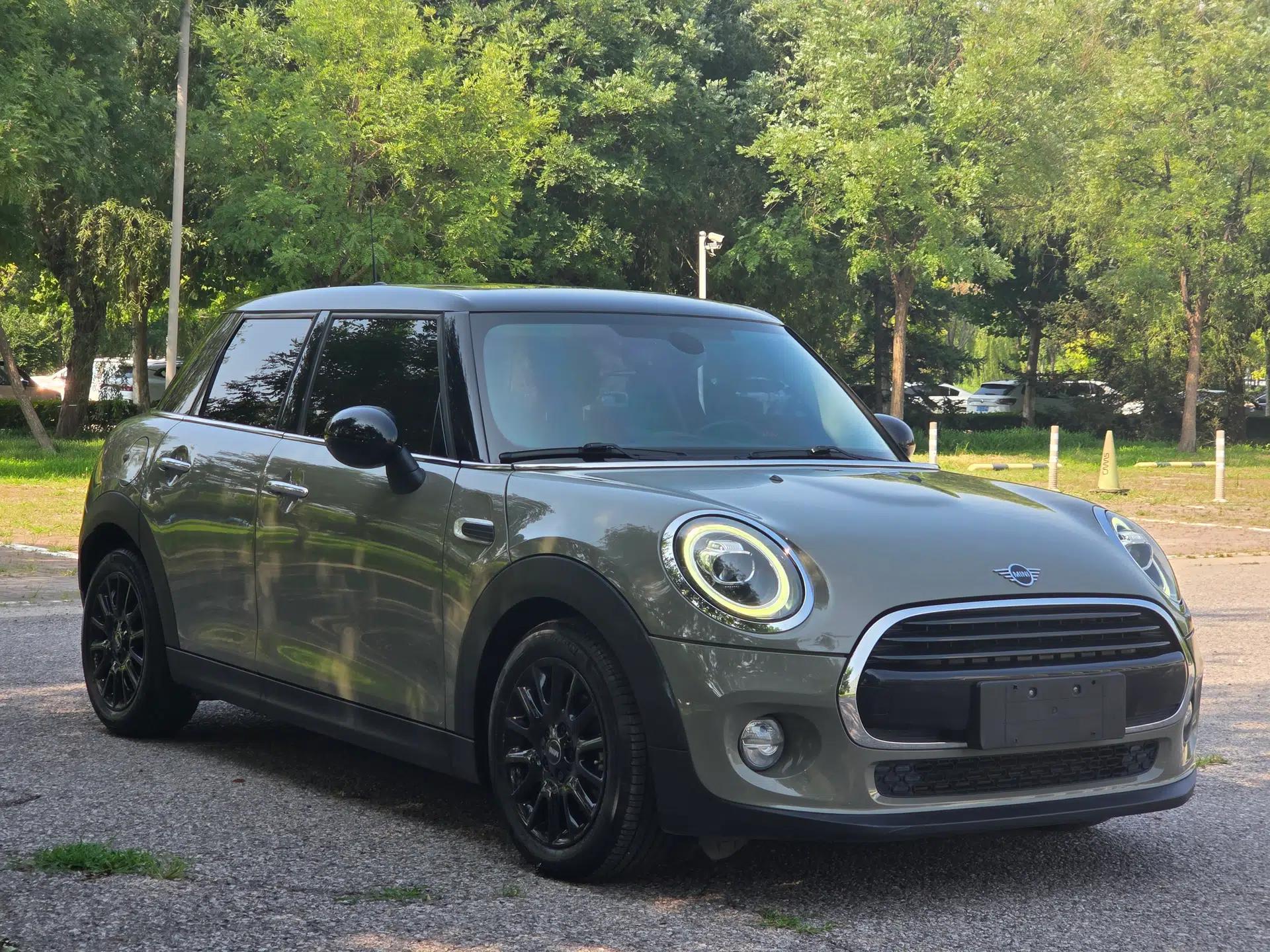MINI 2018 1.5T COOPER Classic Edition Five-Door Version — миниатюра 14
