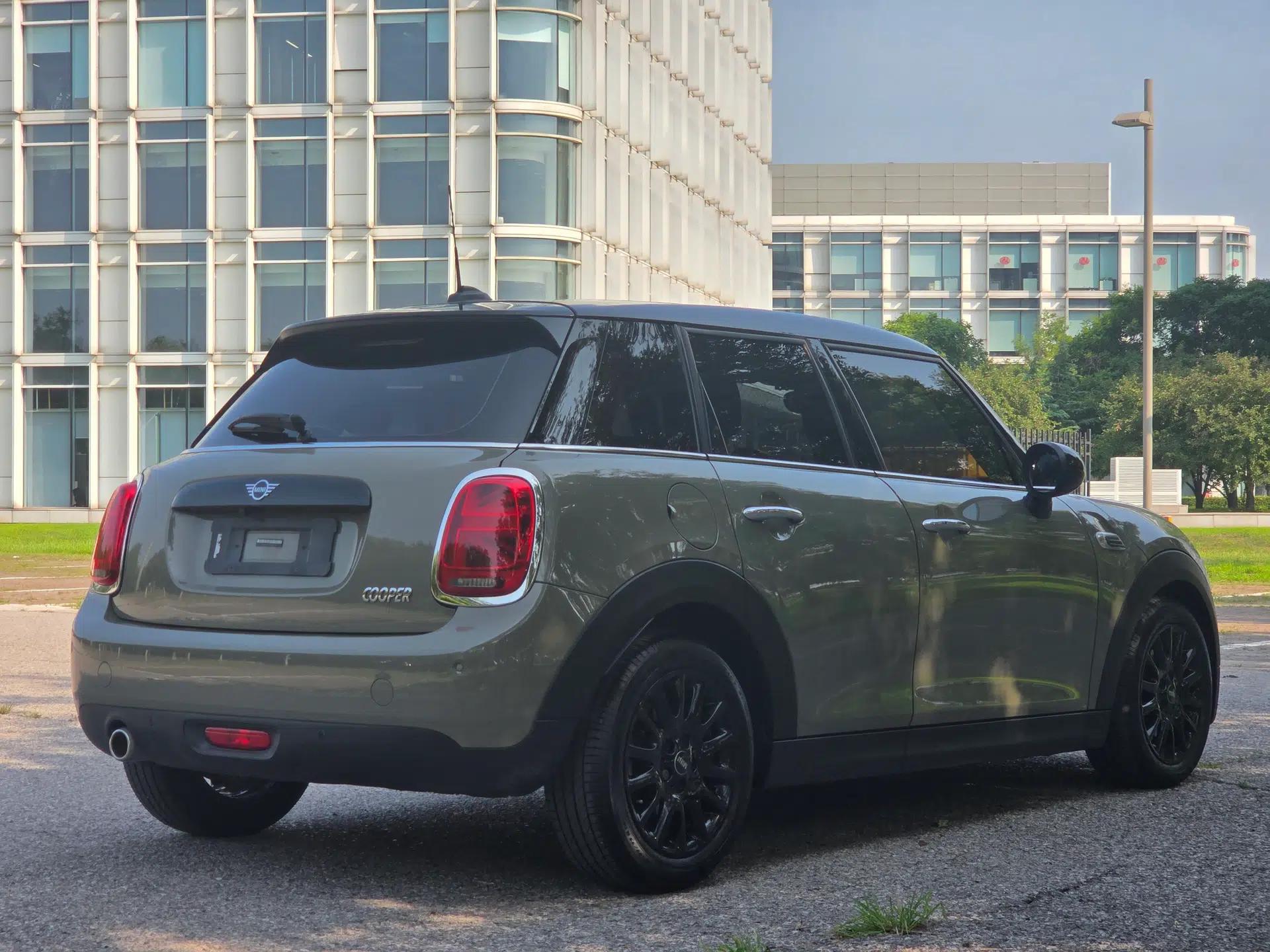 MINI 2018 1.5T COOPER Classic Edition Five-Door Version — миниатюра 15